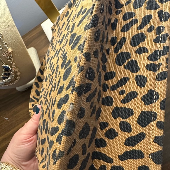 Stella & Dot leopard print top handle bag - Picture 11 of 11